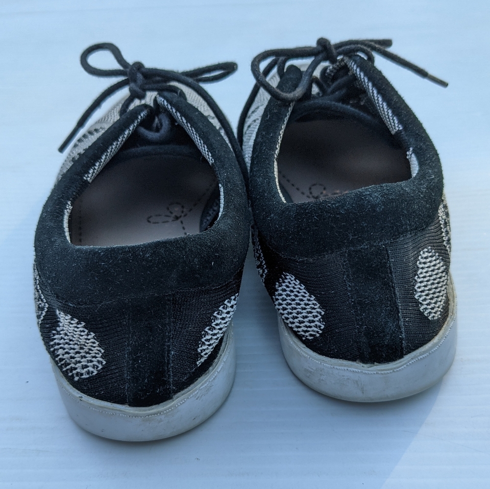 CLARKS Somerset "Glove Glitter" tribal canvas sneakers Size 9.5 Women's - Picture 9 of 13